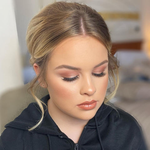 Louise Collette Bridal makeup. MUA Blackwell, Alfreton, Derbyshire makeup artist