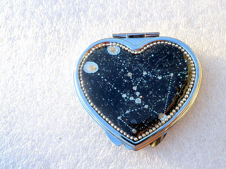 サムネイル： 星座のコンパクト～ハート形