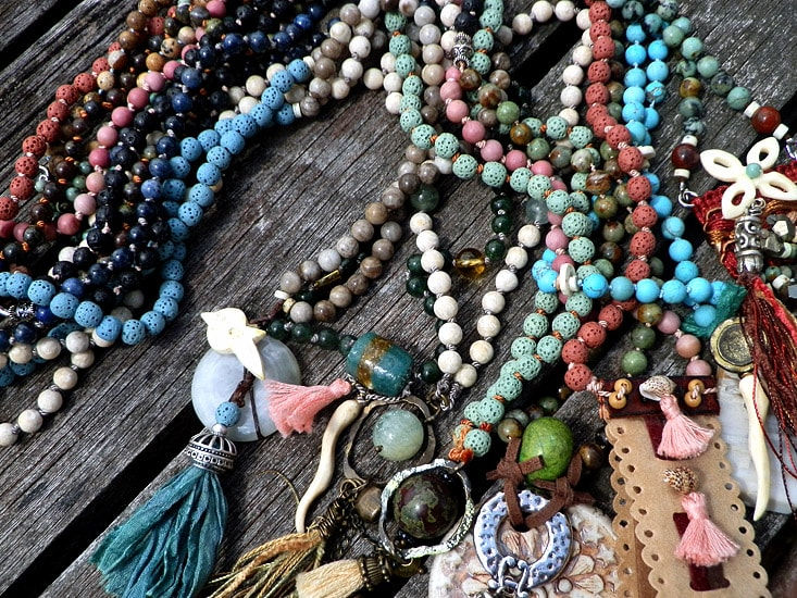 サムネイル： マーラーネックレスのいろいろ