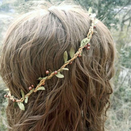 葉っぱと木の実のヘアアクセサリー