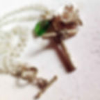 薔薇のロザリオネックレス