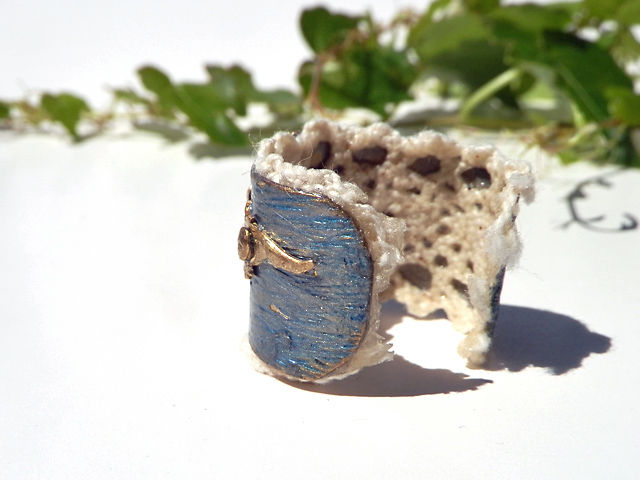 サムネイル： R72 Satu*Satu　フィンガークリップ・金色のひまわり