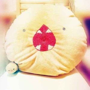 自作・ロンカの水蛇さま（？）クッション