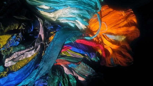 インドサリーのリサイクルリボン