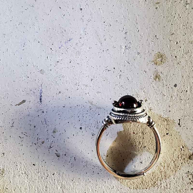 サムネイル： ガーネットスターリングシルバーリング