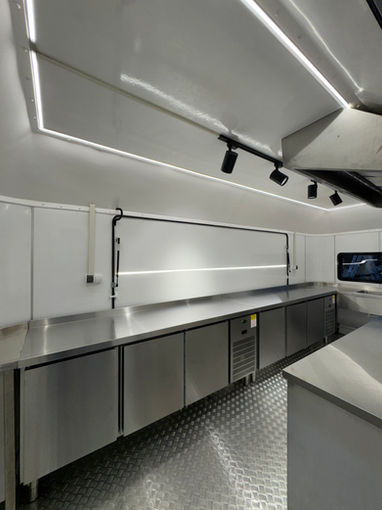Paslanmaz çelik iç tasarımlı Food Box krom çekme karavan.