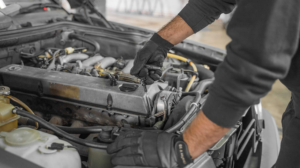 mitarbeiter-ölstand-
kfz kaesser