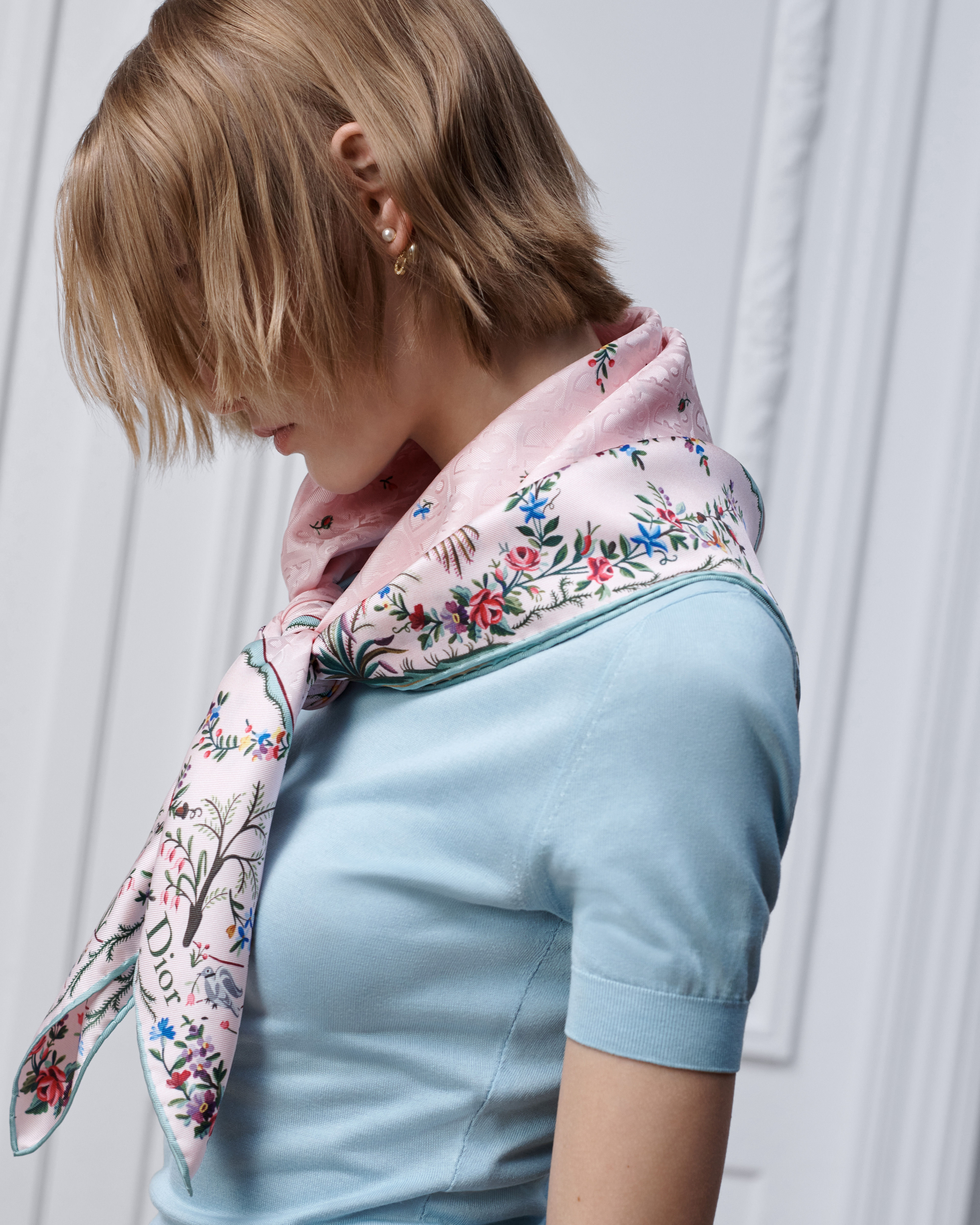 Christian Dior - 卡雷90革命之花迪奥拉莫