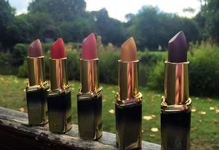 Lipstick Tuesday… L’Oreal Gold Obsession