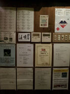 様々な地鶏の証明書も珍しかったです。ついでに地鶏は当時の和牛の値段とそれほど大差ないほど、高い仕入れ値でした。特に比内地鶏、名古屋コーチン(血統率高め)、軍鶏系など高かったイメージです。
当時扱っていた鶏
比内地鶏
名古屋コーチン
薩摩地鶏
青森シャモロック
東京しゃも
大和肉鶏
天草大王
やんばる地鶏
やんばる若鶏
大山どり
ありたどり
近江どり
赤鶏
みやざき地頭鶏
日向どり
プレノワール
プレジョール
ブレス鶏
ピカントン
ゲームヘン
鴨、きじ、鳩
烏骨鶏、ホロホロ鳥
うずら