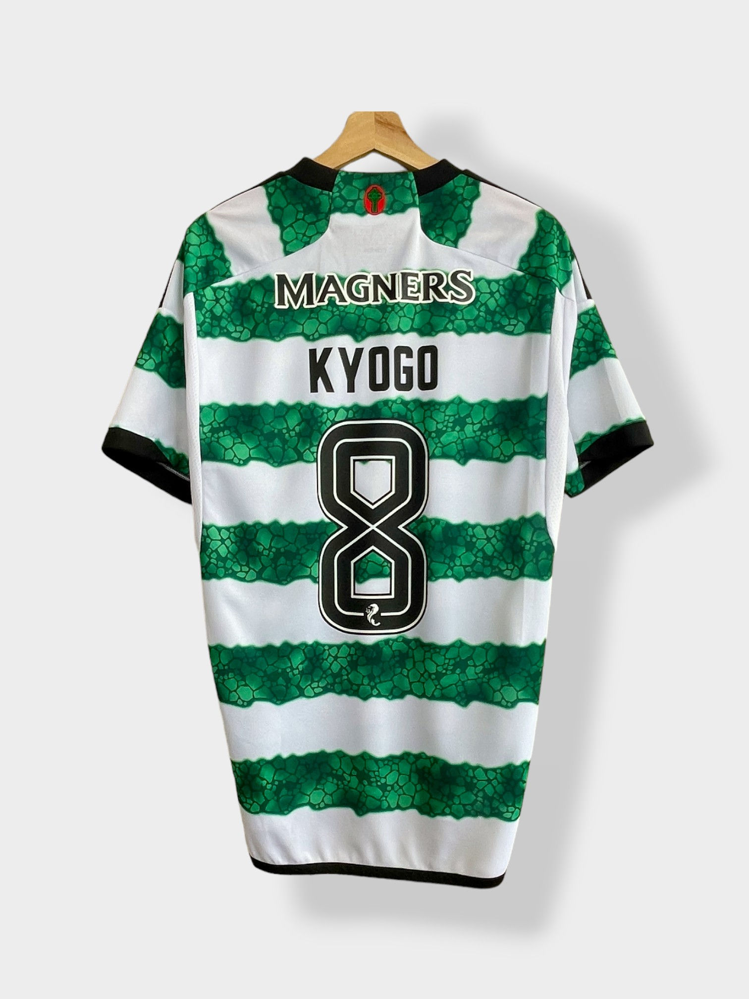 adidas Celtic 23/24 Home Jersey - Kyogo #8 - L - USED: Excellent