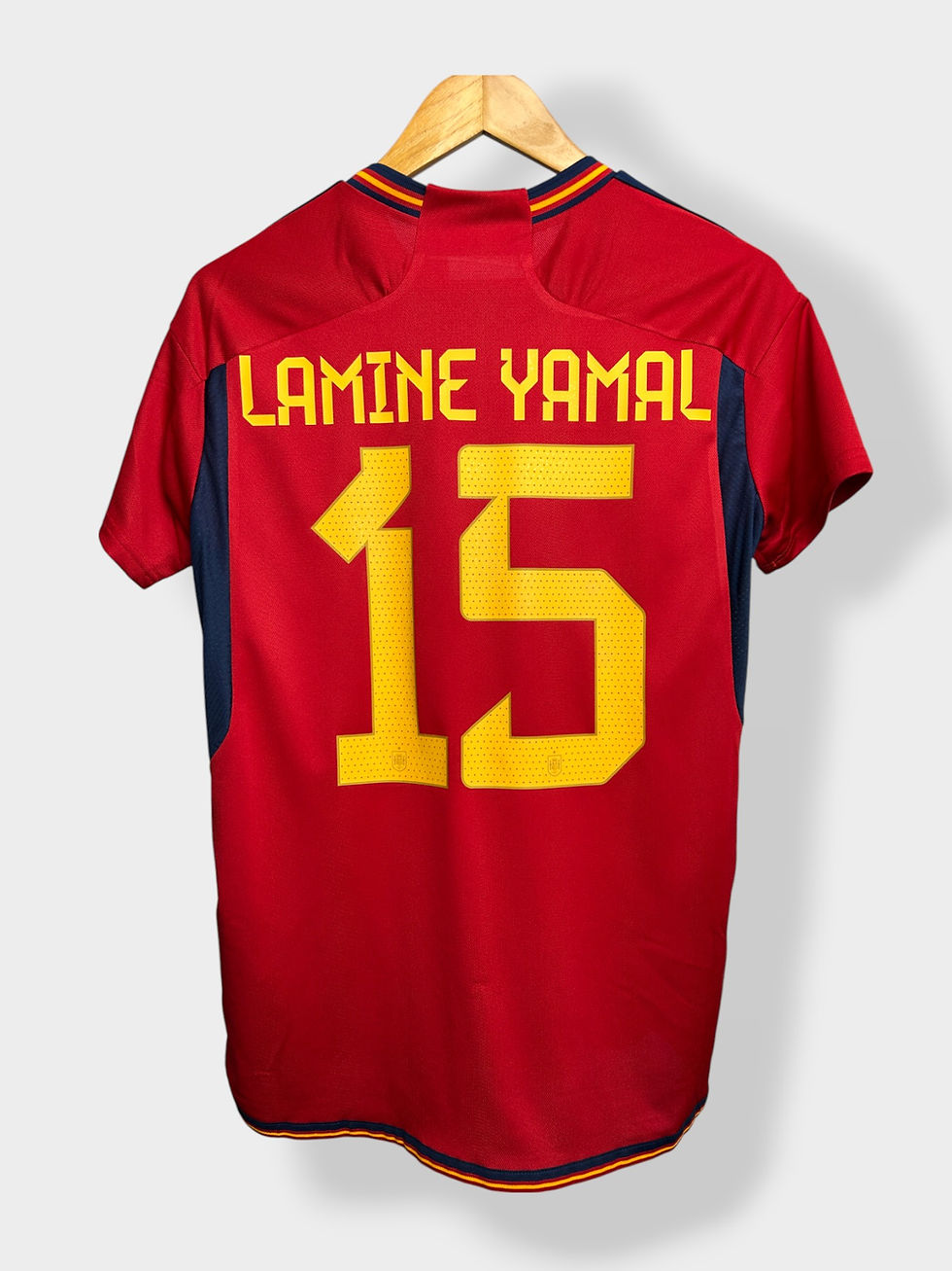 adidas Spain 22/23 Home Women’s Jersey - Lamine Yamal #15 - L - BNWT