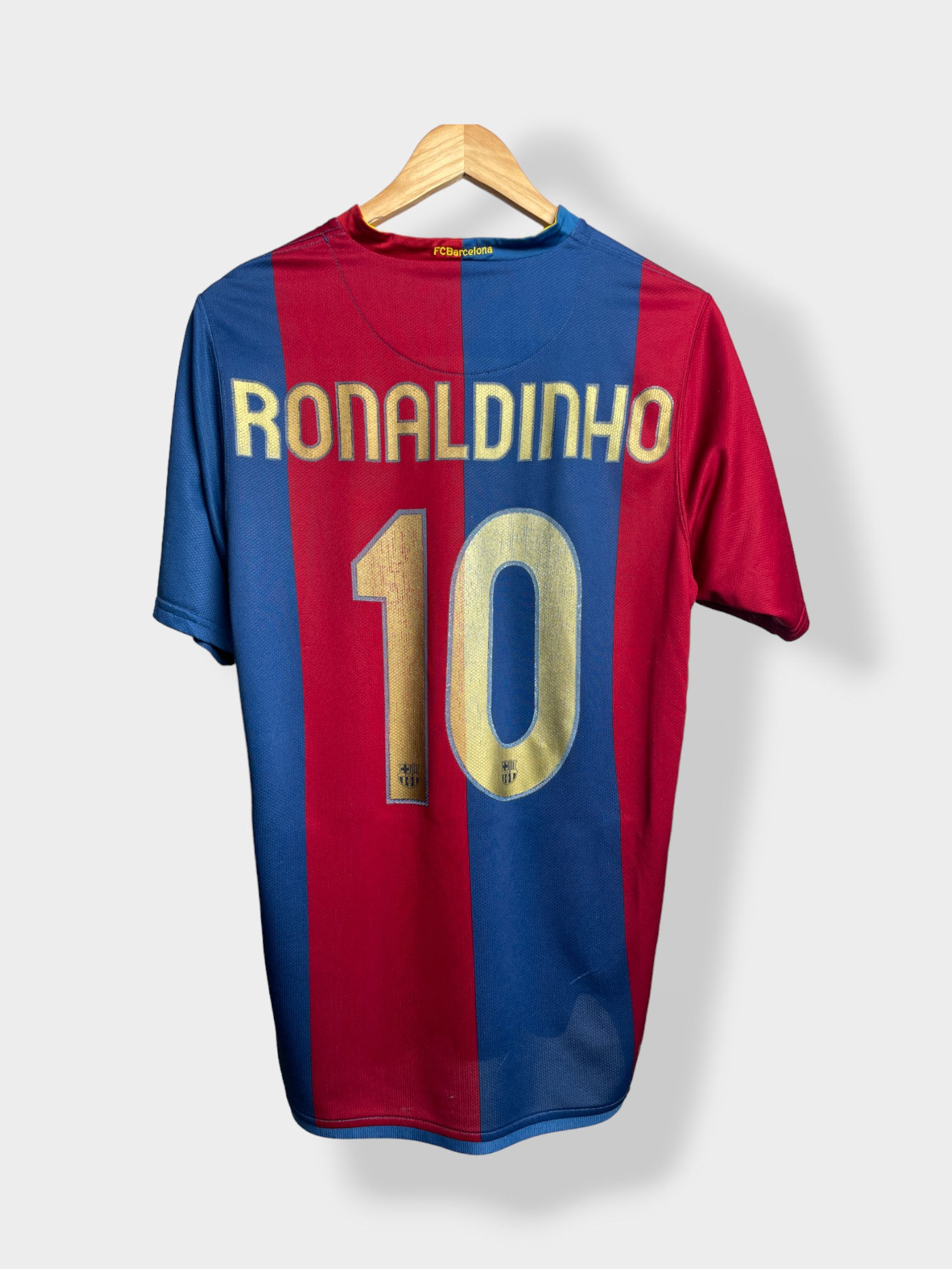 Nike Barcelona 06/07 Home Jersey - Ronaldinho #10 - M - USED: Good/Fair