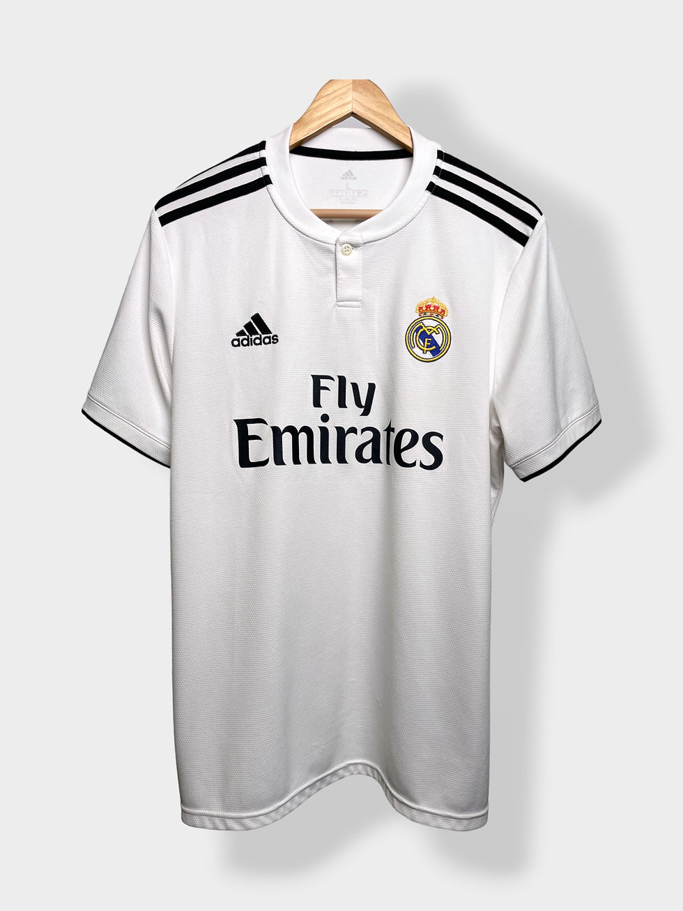 Thumbnail: adidas Real Madrid 18/19 Home Jersey - Sergio Ramos #4 - L - USED: Excellent
