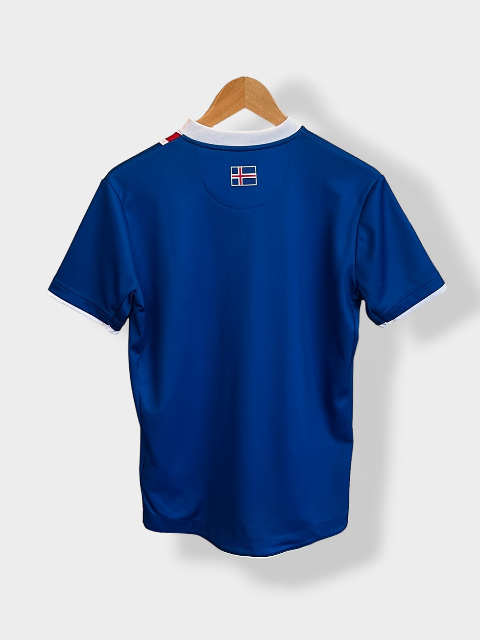 Thumbnail: Errea Iceland 2016 Home Jersey - XS - USED: Very Good