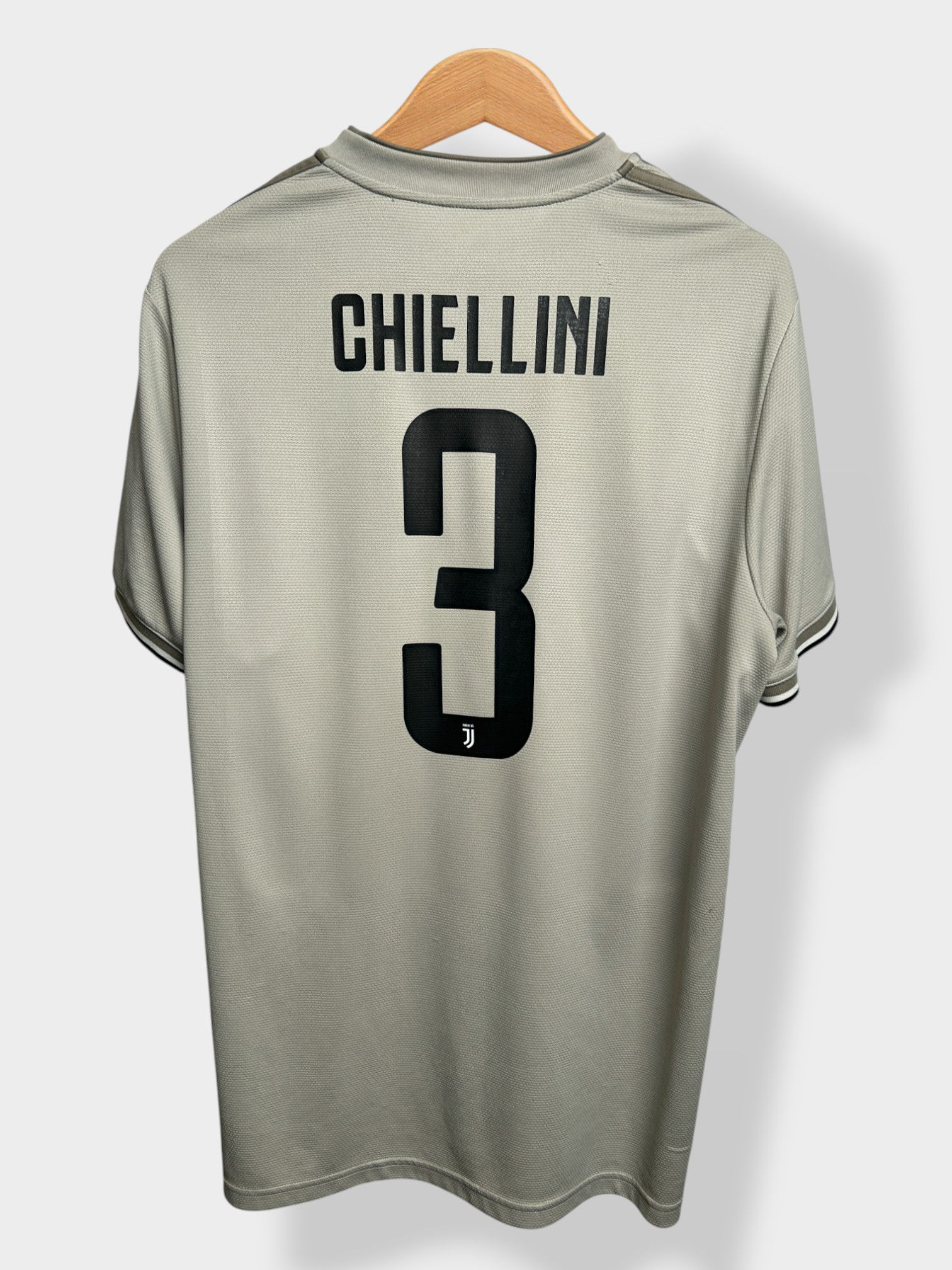 adidas Juventus 18/19 Away Jersey - Chiellini #3 - XL - USED: Good