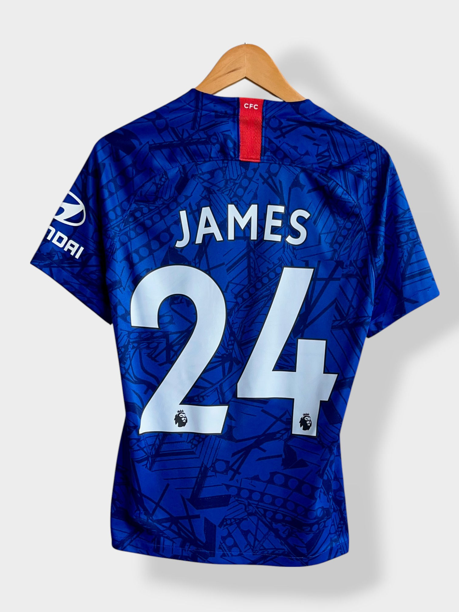 Nike Chelsea 19/20 Home Jersey - James #24 - S - USED: Very Good