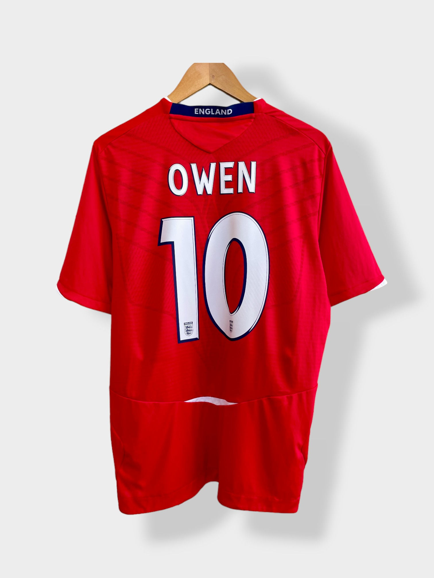 Umbro England 2008 Away Jersey - Owen #10 - L - USED: Very Good
