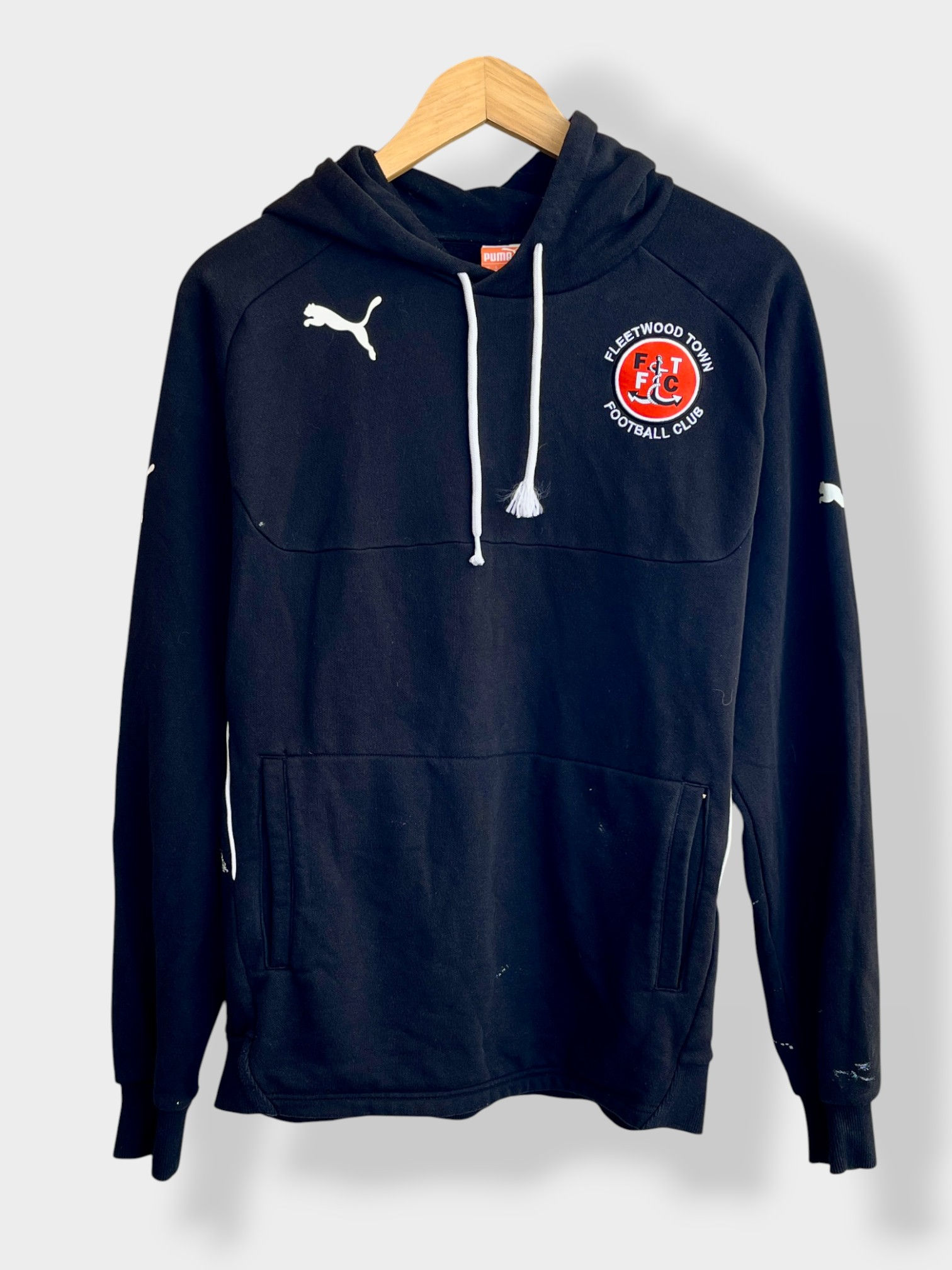 Puma Fleetwood Town 13/14 Hooded Sweatshirt - M - USED: Fair 