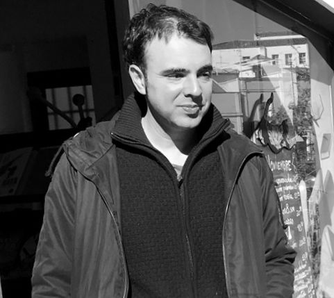 M. Gijón: "Uno se pregunta cuándo se decidió desterrar el juego y la irreverencia de la literatura"