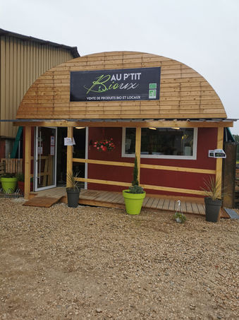 Panneau extérieur Le Petit Bioux
