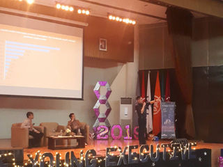 [LIVE REPORT : SESI KEDUA TALKSHOW BE YOUNG EXECUTIVE]