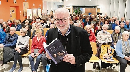 2024-03-08 Professor Fischer spricht über Physik, bei der Literarischen Gesellschaft Gräfelfing
