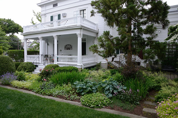 porch from lawn.jpg