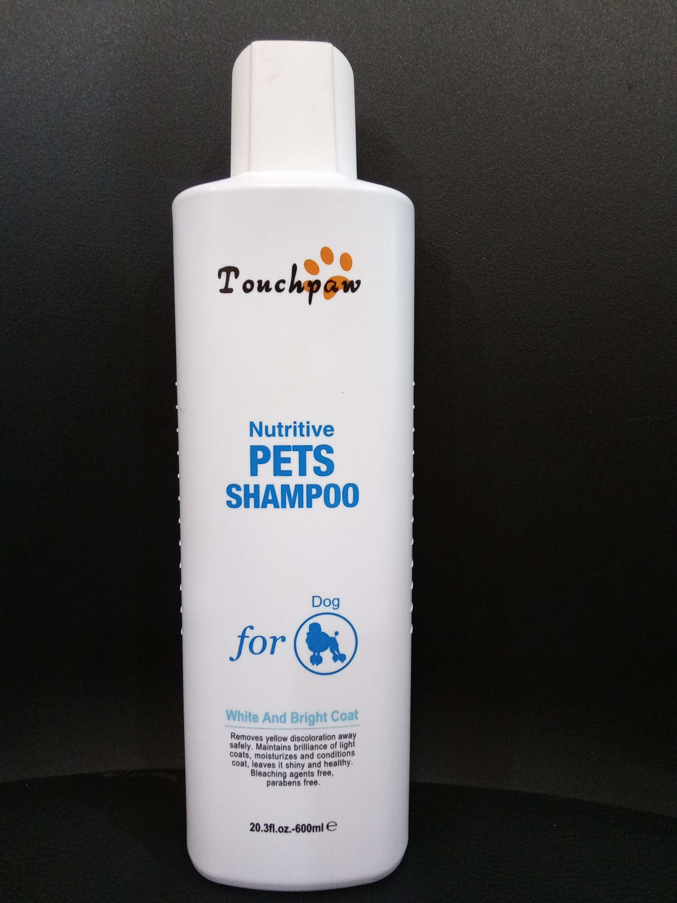 Touchpaw nutritive whitening pets shampoo for white and bright coats