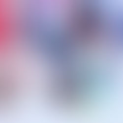 Przywieźć kotka maneki neko i laleczkę kokeshi