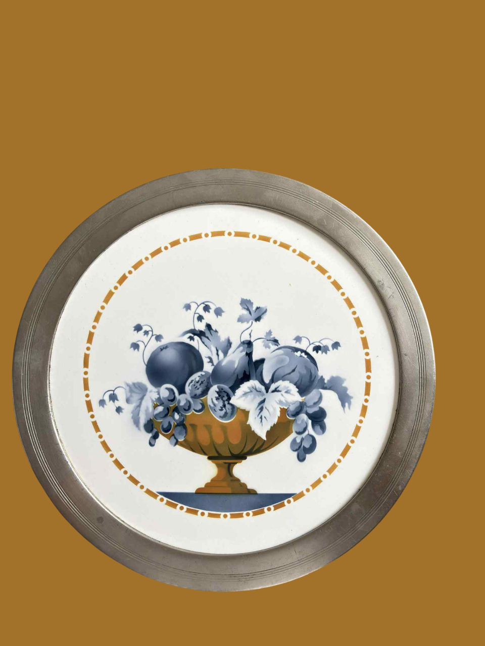 Le plat à tarte décor corbeille de fruits bleu et marron "5327" Theodor Paetsch vue 1