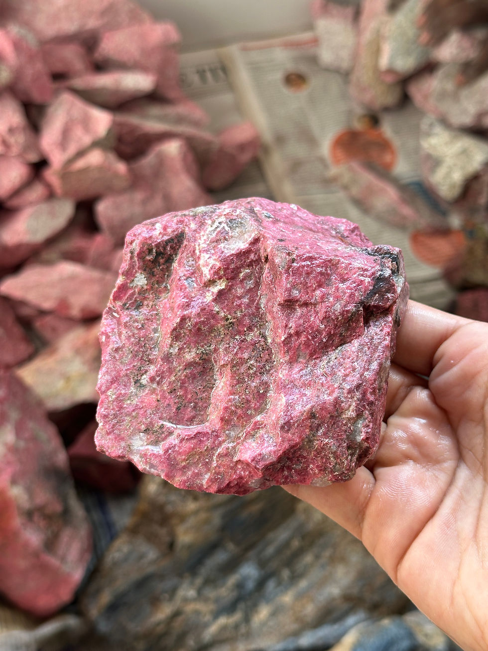 Thumbnail: Thulite Rough