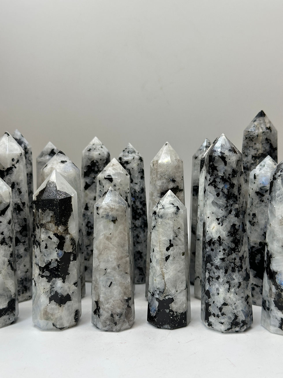 Thumbnail: Rainbow Moonstone