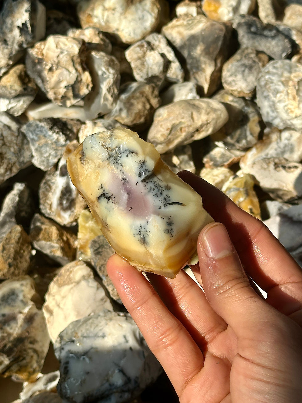 Thumbnail: Dendritic Agate Rough (1kg)