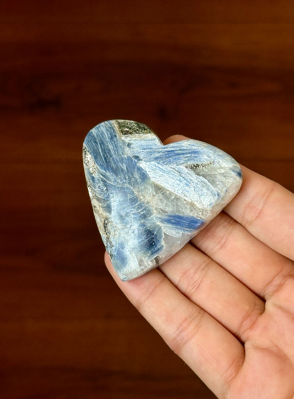 Thumbnail: Kyanite in Quartz