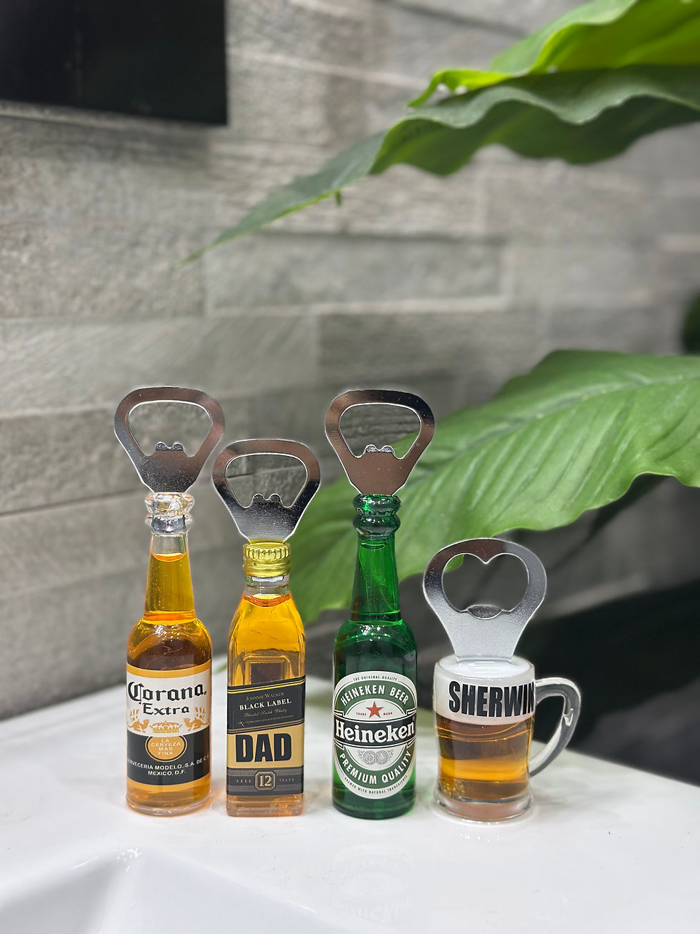 Thumbnail: Dad's Beer Basket