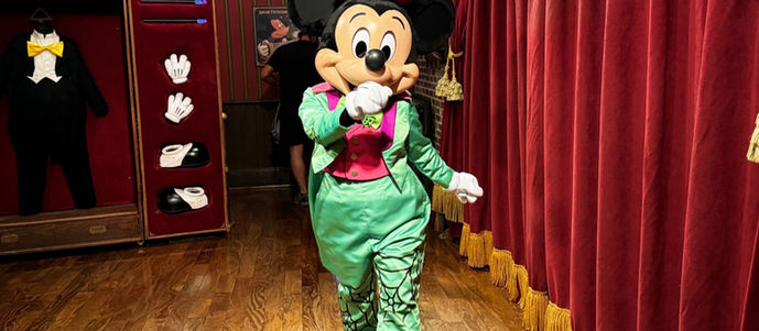 Mickey Mouse Meet and Greet at MNSSHP
