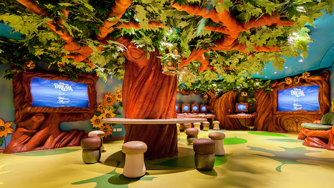 Art Studio for Kids DCL - Image Credit: Disney