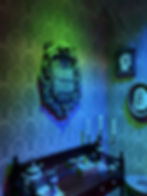 Haunted Mansion Parlor : DCL