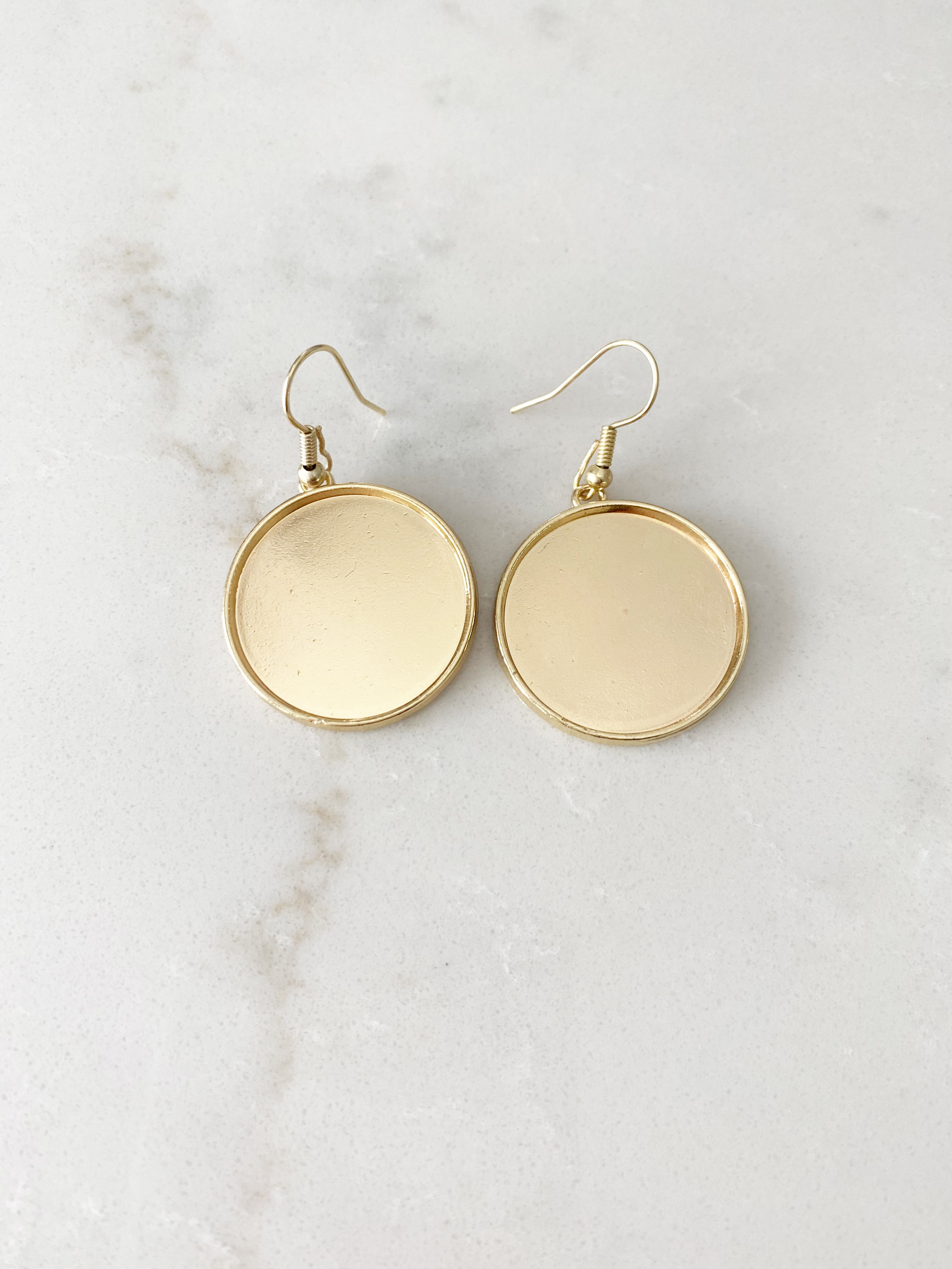 Dainty Gold Dangling Earrings