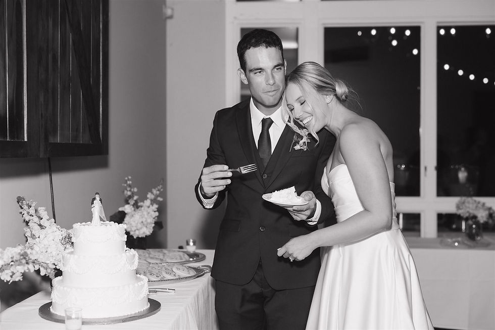 Cutting the cake at Glen Annie Golf Course Wedding
