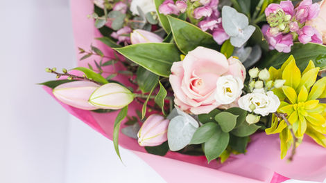 Mothers Day flower delivery service & gift ideas | Moonflower Cobham