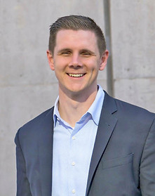 Thomas_edited_edited.jpg