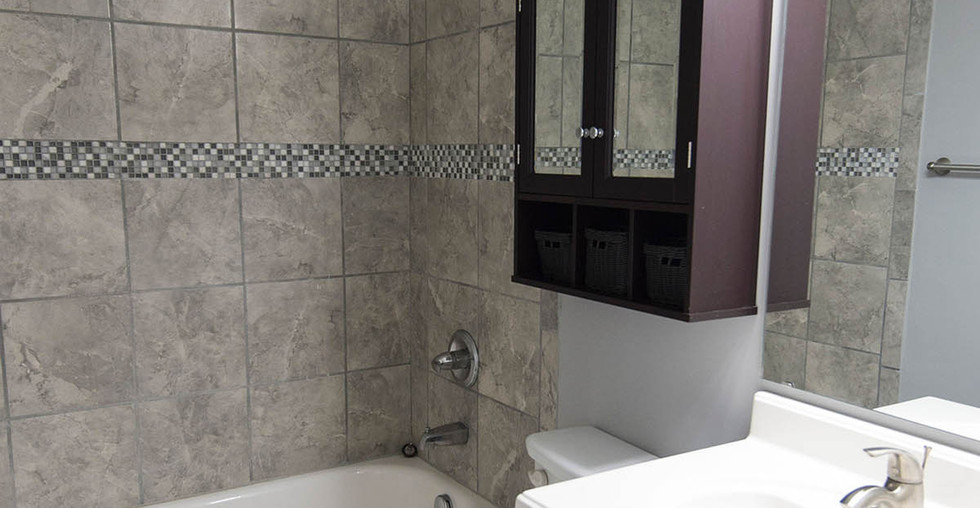 FOUNTAIN LAKE VILLAS Renewing Management