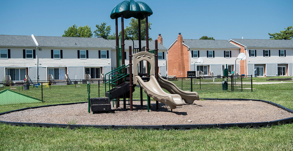 CHAPEL HILL TOWNHOMES Renewing Management