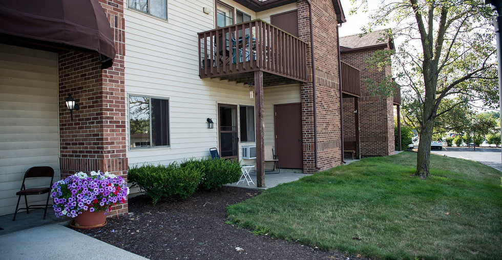 BRENTWOOD PARK APARTMENTS Renewing Management