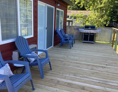 studio deck.webp