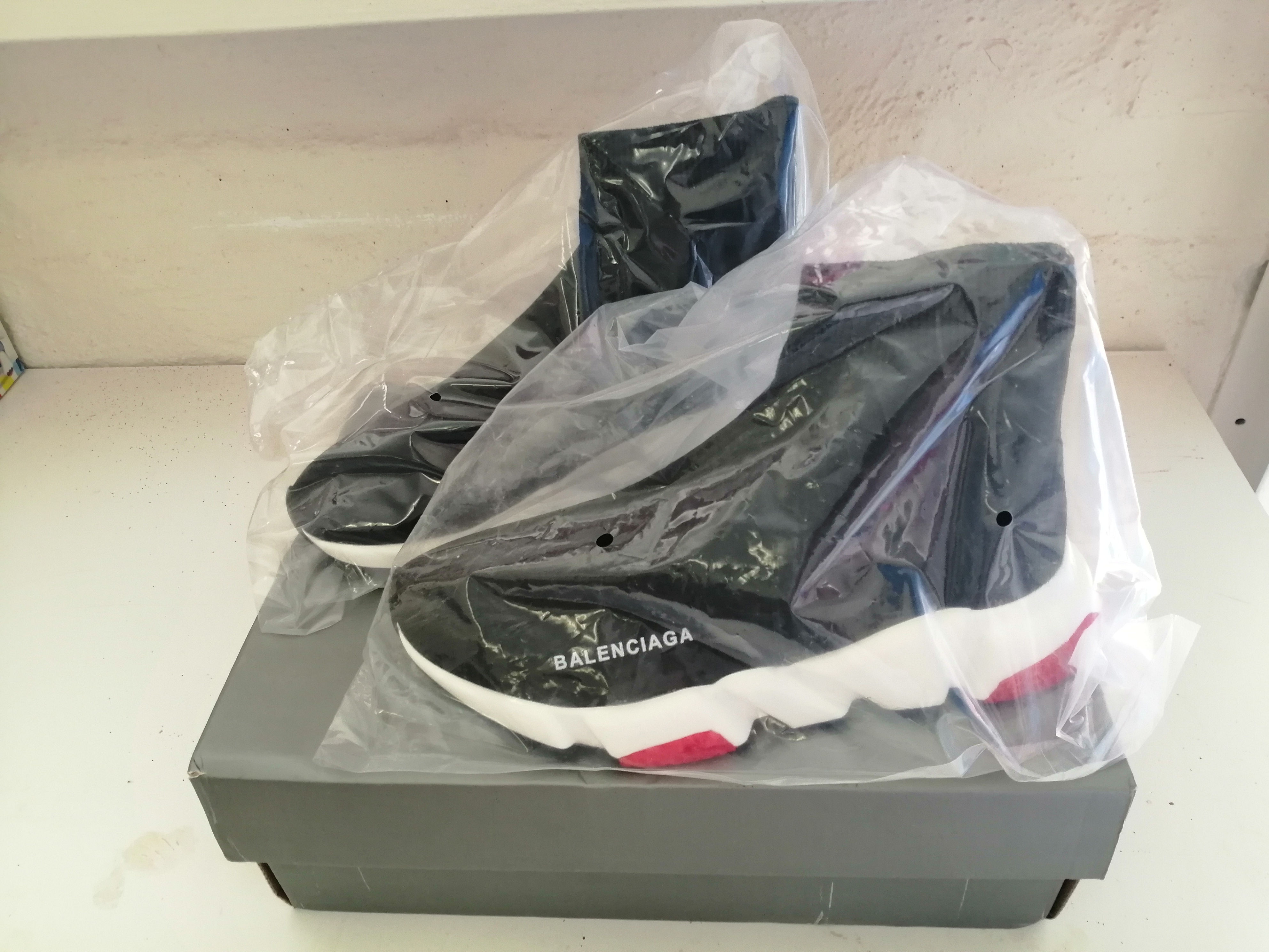 New - Still in box Mens shoes