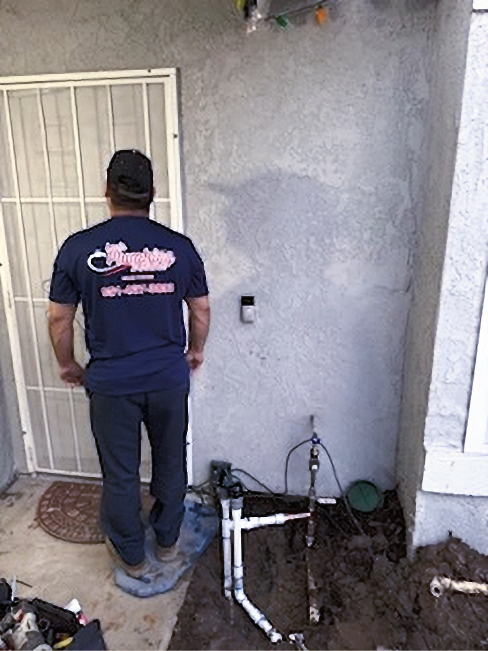 Leo's Plumbing 24 Seven - Emergency Plumber in Temecula providing late-night slab leak repair in Rainbow Creek.