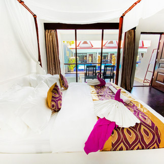 Unwind in luxury. Every detail in our rooms is crafted for your ultimate relaxation and a peaceful night's sleep.